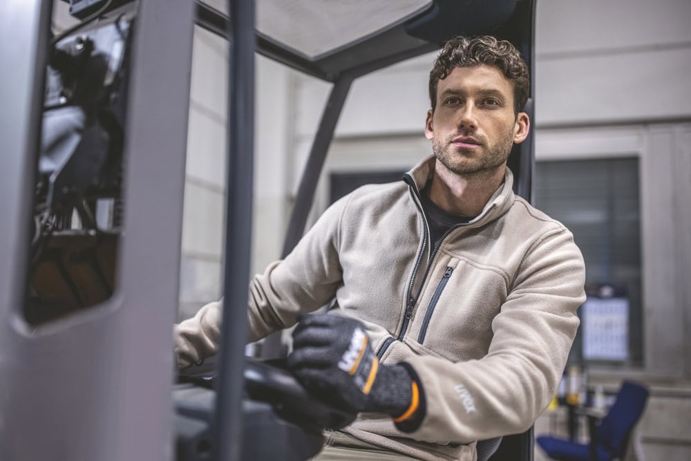 88932_suxxeed_23_ACTION_23.jpg 88932_suxxeed_23_ACTION_23.jpg